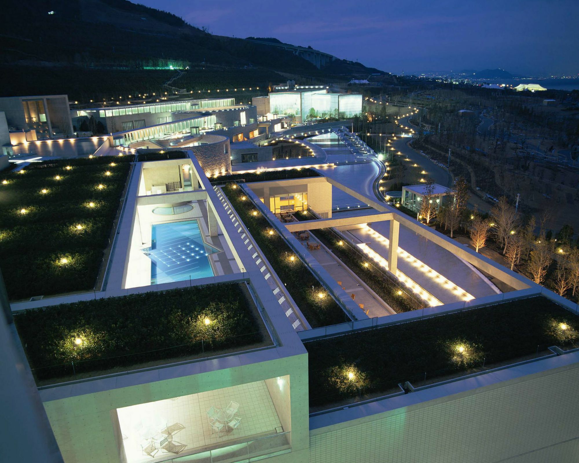 Grand Nikko Awaji Hotel Exterior photo